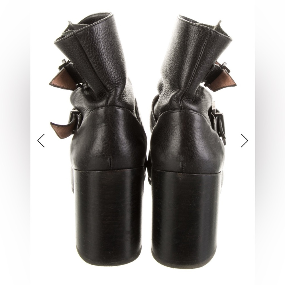 Robert Clergerie Black Leather Ankle Boots buckle moto lug 7 - Picture 4 of 4